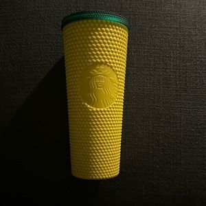 Starbucks pineapple tumbler no straw